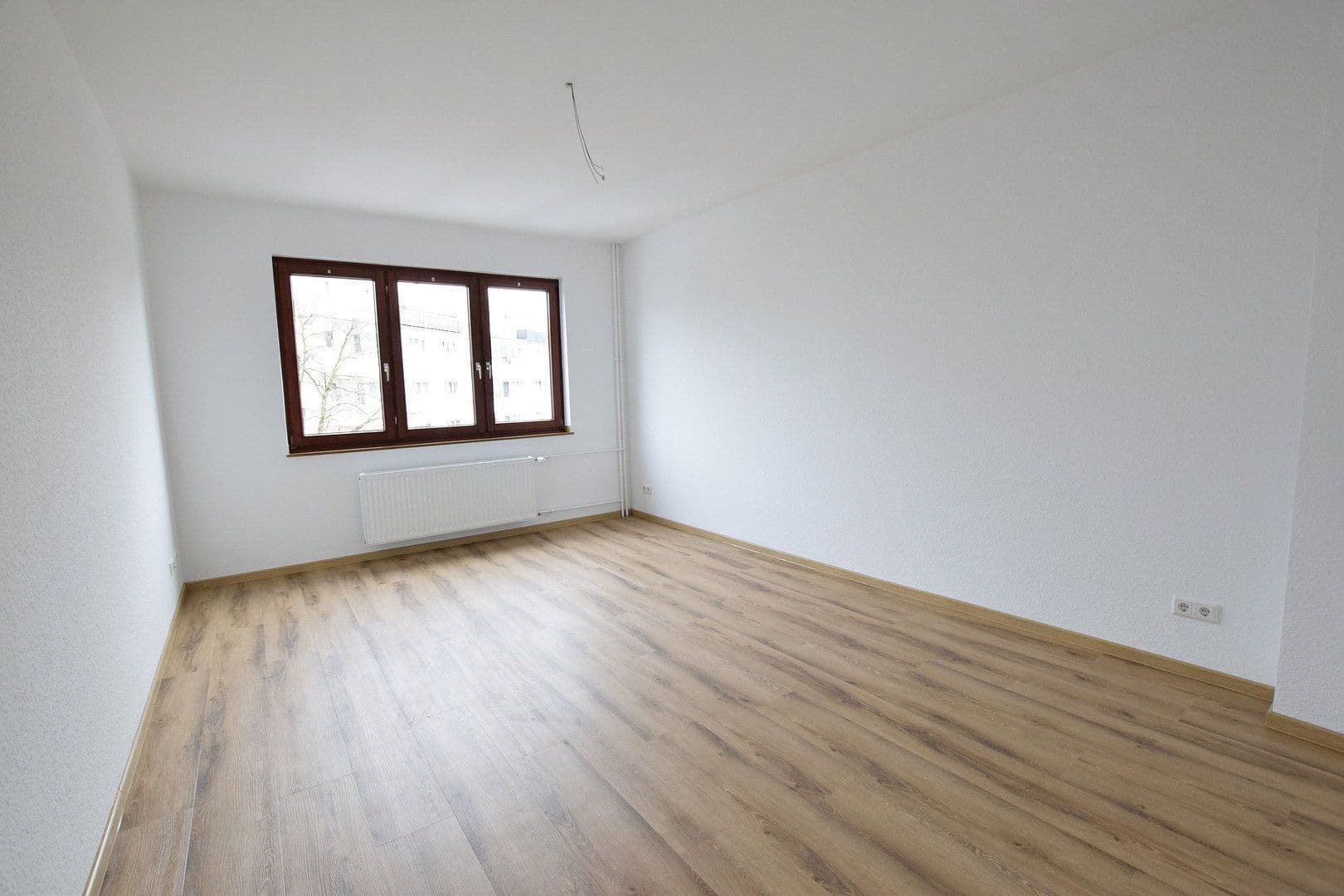 Pronájem bytu 2+1 61 m², Köln, Severní Porýní-Vestfálsko Pronájem bytu 2+1 61 m², Köln, Severní Porýní-Vestfálsko