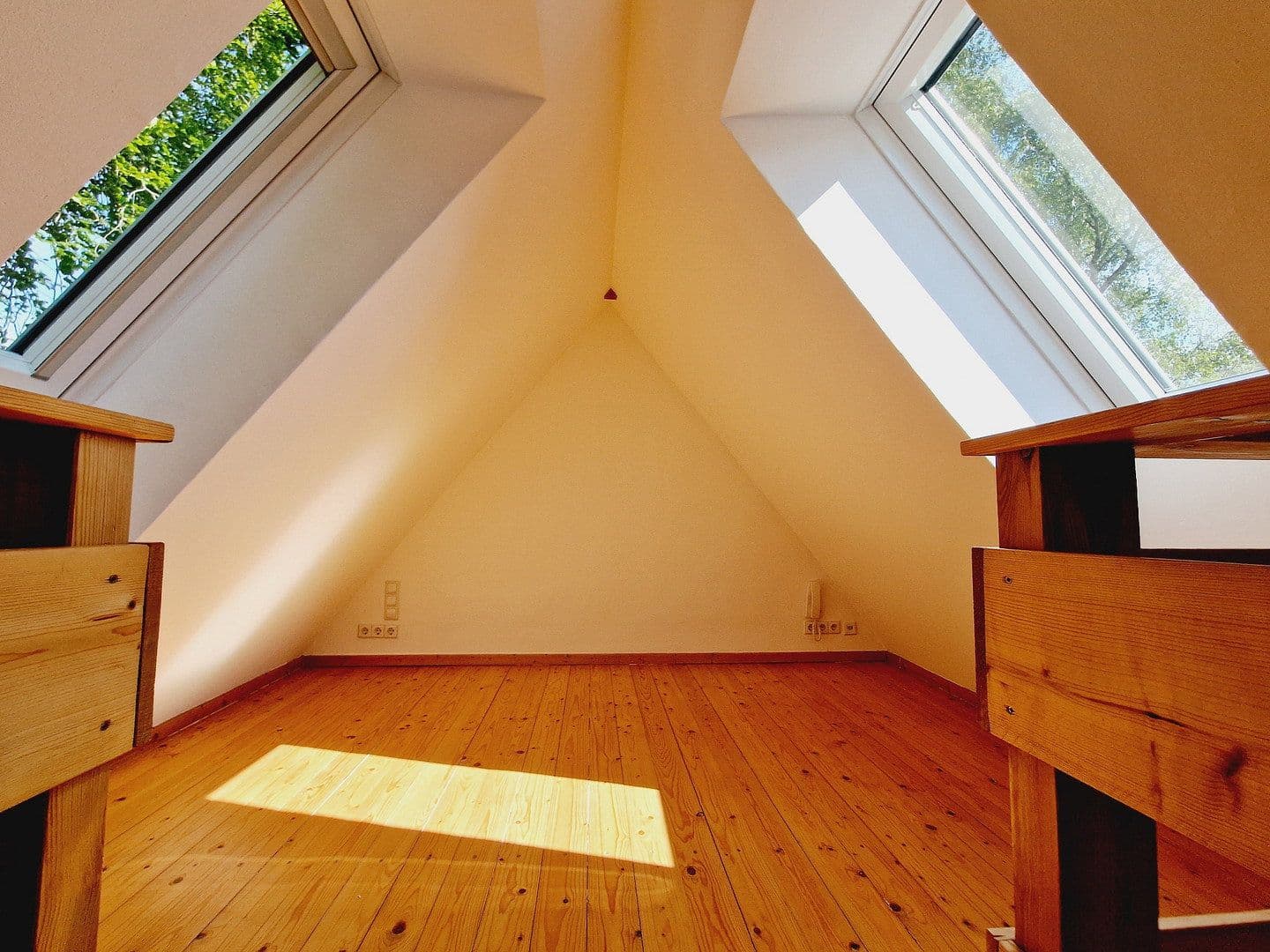 Pronájem domu 110 m², pozemek 350 m², Alte Landstrasse 30, Wolfsburg, Dolní Sasko Pronájem domu 110 m², pozemek 350 m², Alte Landstrasse 30, Wolfsburg, Dolní Sasko