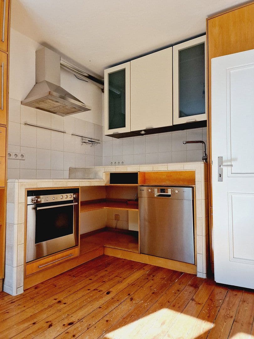 Pronájem domu 110 m², pozemek 350 m², Alte Landstrasse 30, Wolfsburg, Dolní Sasko Pronájem domu 110 m², pozemek 350 m², Alte Landstrasse 30, Wolfsburg, Dolní Sasko