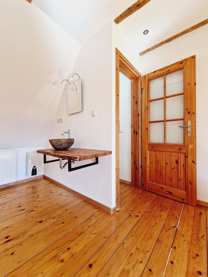 Pronájem domu 110 m², pozemek 350 m², Alte Landstrasse 30, Wolfsburg, Dolní Sasko Pronájem domu 110 m², pozemek 350 m², Alte Landstrasse 30, Wolfsburg, Dolní Sasko