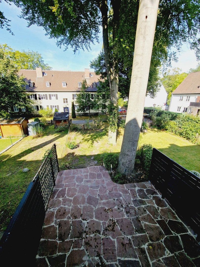 Pronájem domu 110 m², pozemek 350 m², Alte Landstrasse 30, Wolfsburg, Dolní Sasko Pronájem domu 110 m², pozemek 350 m², Alte Landstrasse 30, Wolfsburg, Dolní Sasko