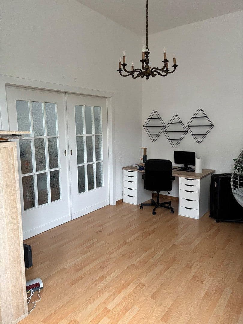 Pronájem bytu 3+1 98 m², Jägerhofstraße 40, Wuppertal, Severní Porýní-Vestfálsko Pronájem bytu 3+1 98 m², Jägerhofstraße 40, Wuppertal, Severní Porýní-Vestfálsko