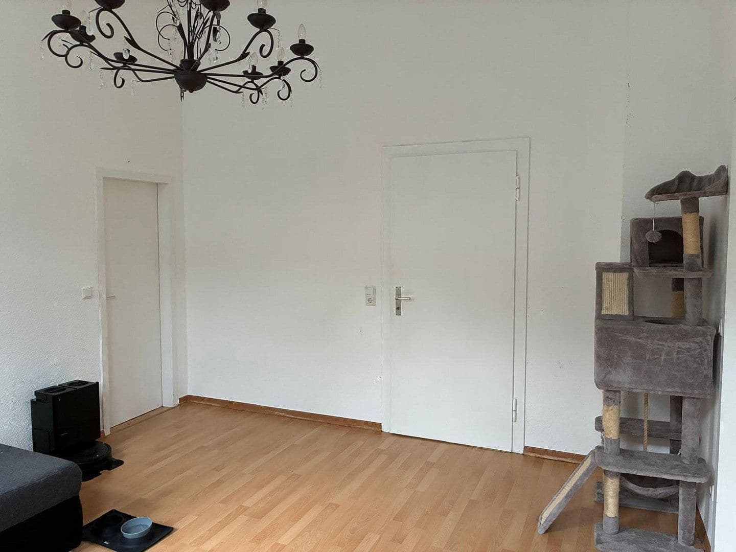 Pronájem bytu 3+1 98 m², Jägerhofstraße 40, Wuppertal, Severní Porýní-Vestfálsko Pronájem bytu 3+1 98 m², Jägerhofstraße 40, Wuppertal, Severní Porýní-Vestfálsko