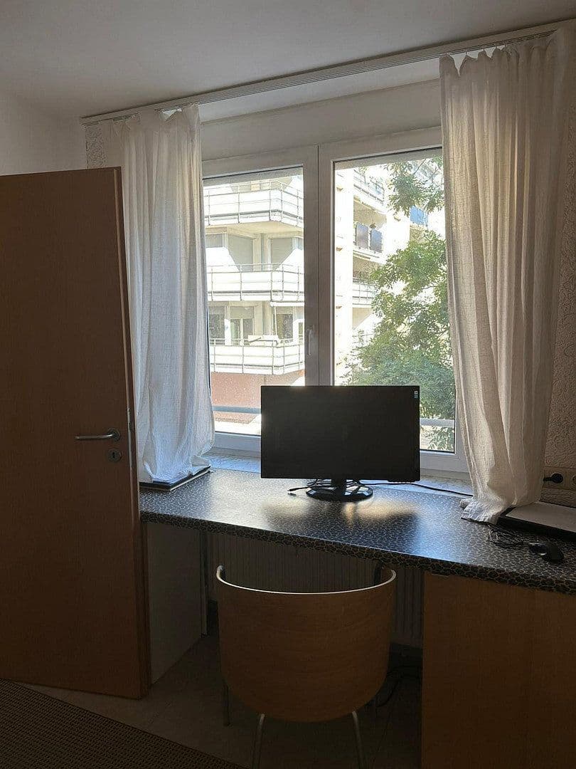 Pronájem bytu 2+kk 50 m², Eckartstrasse 12, Stuttgart, Bádensko-Württembersko Pronájem bytu 2+kk 50 m², Eckartstrasse 12, Stuttgart, Bádensko-Württembersko