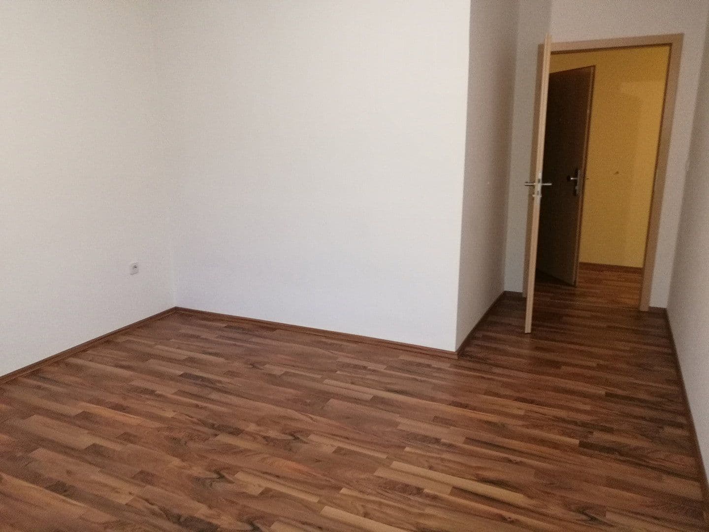 Pronájem bytu 2+1 57 m², Geislingen an der Steige, Bádensko-Württembersko Pronájem bytu 2+1 57 m², Geislingen an der Steige, Bádensko-Württembersko