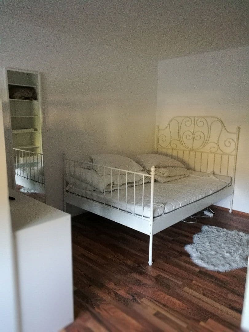 Pronájem bytu 2+1 57 m², Geislingen an der Steige, Bádensko-Württembersko Pronájem bytu 2+1 57 m², Geislingen an der Steige, Bádensko-Württembersko