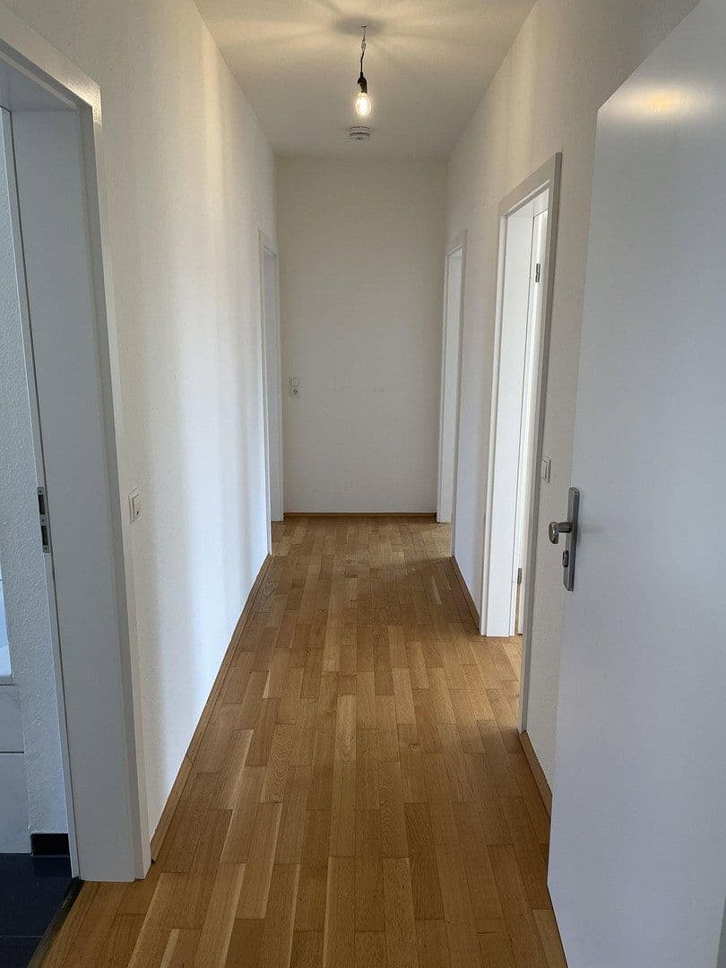 Pronájem bytu 3+1 67 m², Bahnhofstrasse 41, Andernach, Porýní-Falc Pronájem bytu 3+1 67 m², Bahnhofstrasse 41, Andernach, Porýní-Falc