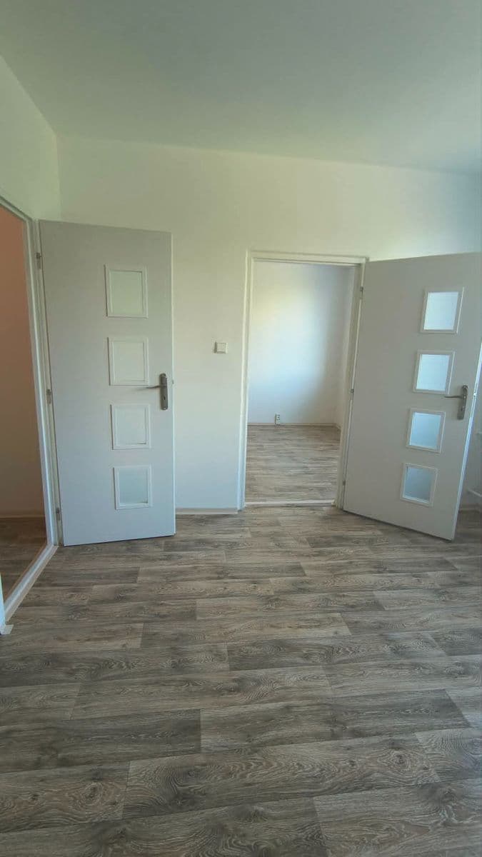 Prodej bytu 1+1 35 m², Sídliště Za Chlumem, Bílina, Ústecký kraj Prodej bytu 1+1 35 m², Sídliště Za Chlumem, Bílina, Ústecký kraj