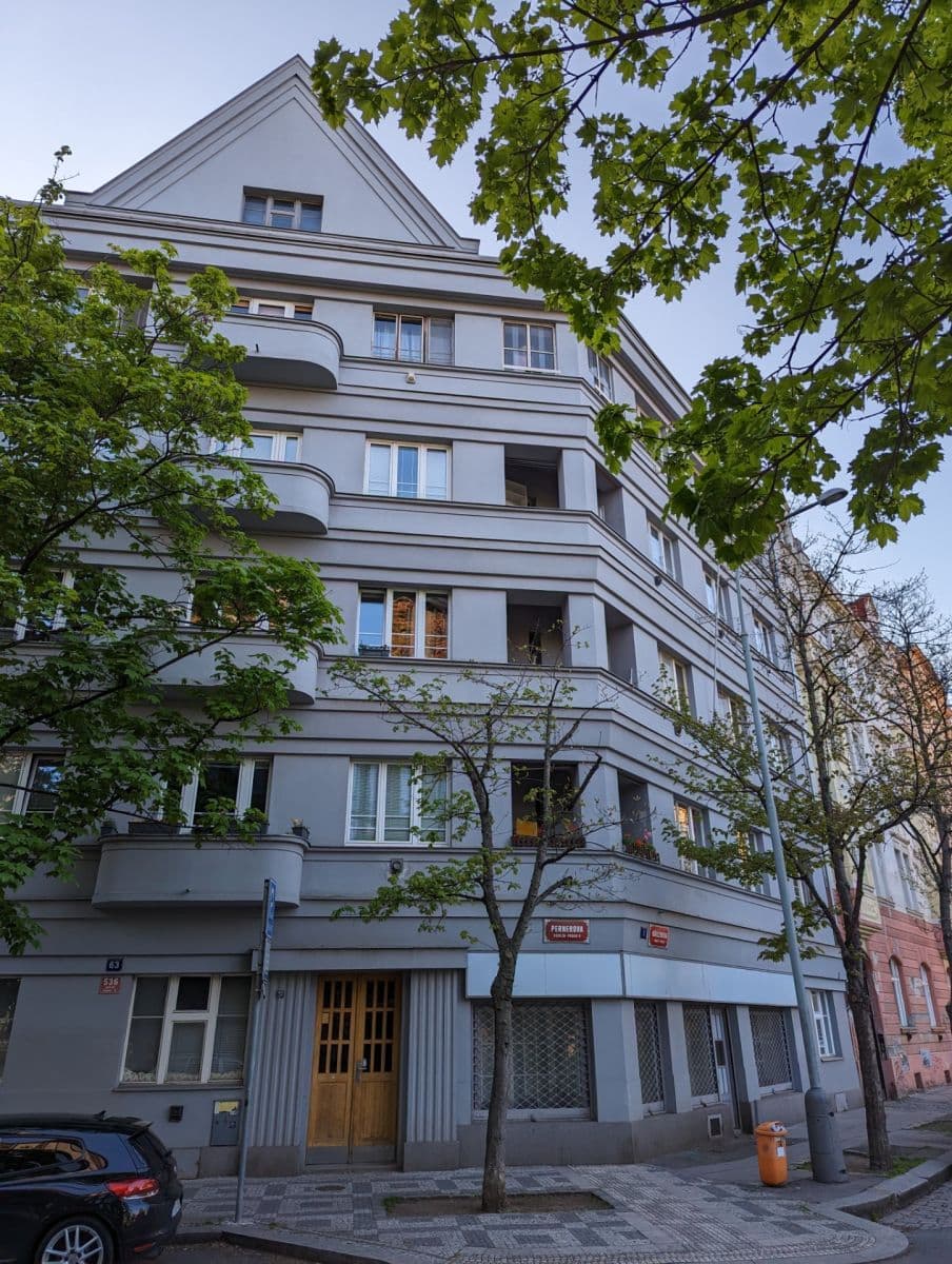 Pronájem bytu 2+kk 56 m², Pernerova, Praha, Praha Pronájem bytu 2+kk 56 m², Pernerova, Praha, Praha