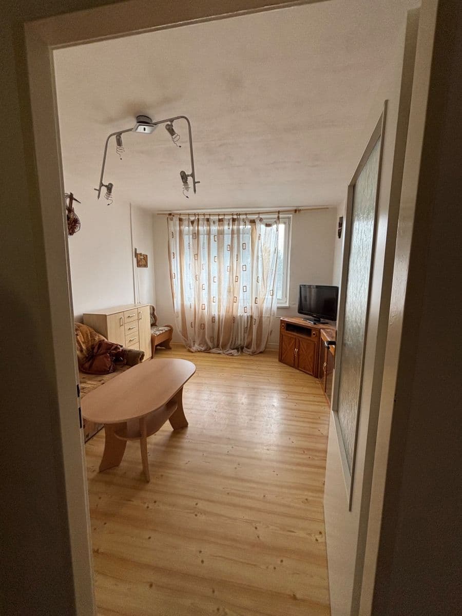 Prodej bytu 2+1 43 m², Hradební, Hořovice, Středočeský kraj Prodej bytu 2+1 43 m², Hradební, Hořovice, Středočeský kraj