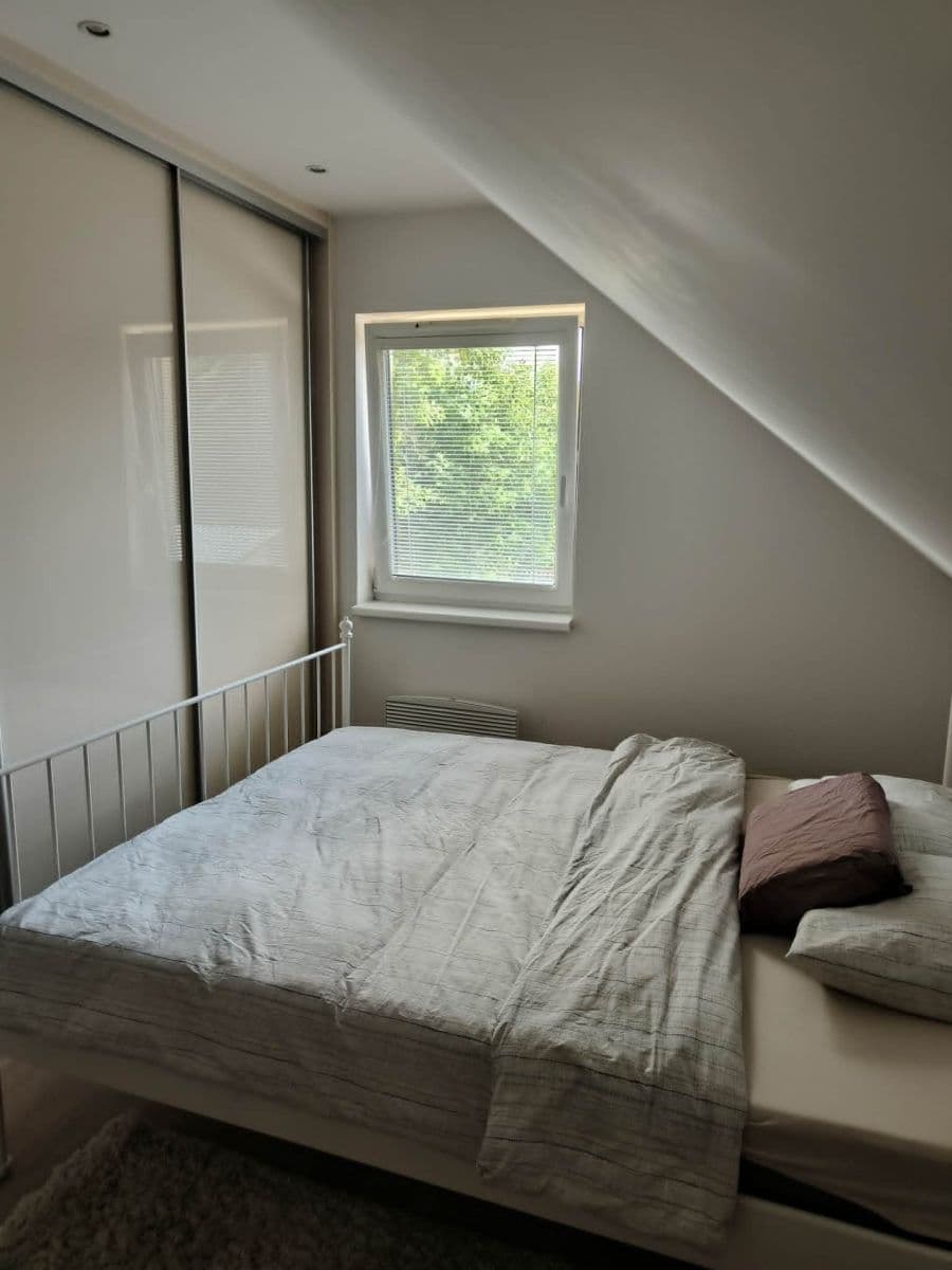 Pronájem domu 98 m², pozemek 400 m², Sluneční, Vrané nad Vltavou, Středočeský kraj Pronájem domu 98 m², pozemek 400 m², Sluneční, Vrané nad Vltavou, Středočeský kraj