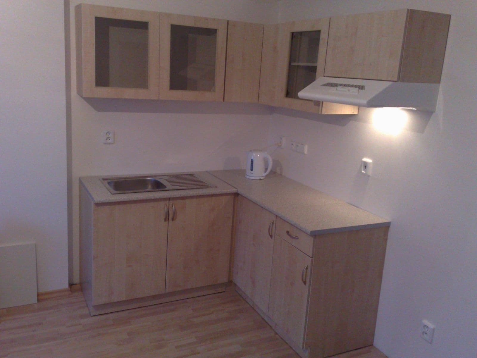 Pronájem bytu 2+kk 49 m², Ohradní, Kamenice, Středočeský kraj Pronájem bytu 2+kk 49 m², Ohradní, Kamenice, Středočeský kraj