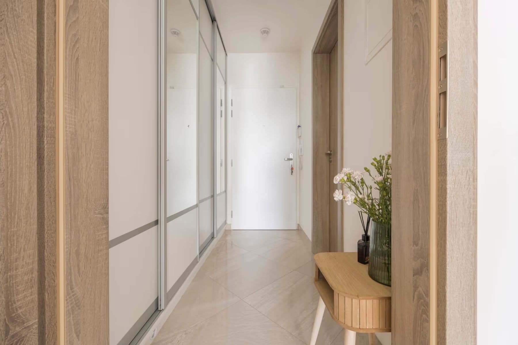 Prodej bytu 1+kk 30 m², Mantovská, Praha, Praha Prodej bytu 1+kk 30 m², Mantovská, Praha, Praha