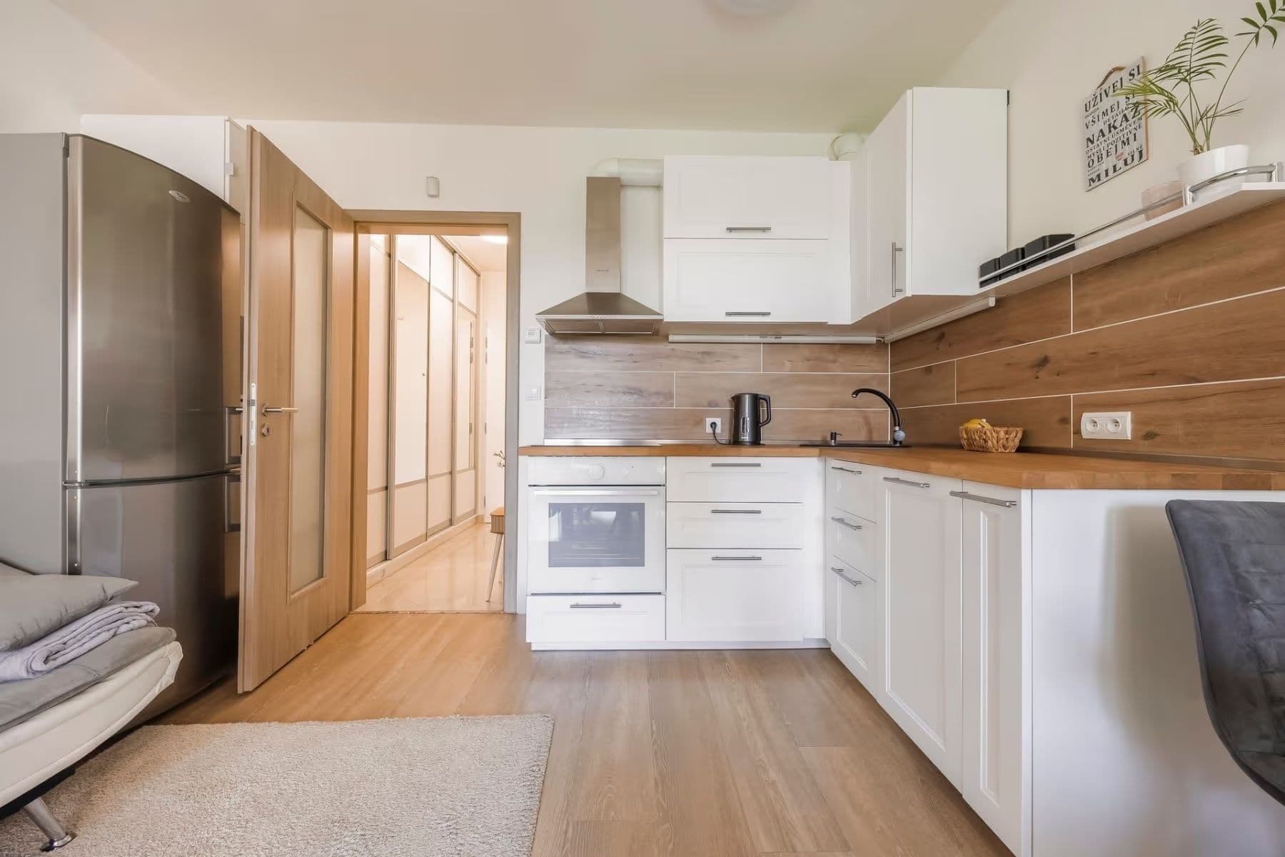 Prodej bytu 1+kk 30 m², Mantovská, Praha, Praha Prodej bytu 1+kk 30 m², Mantovská, Praha, Praha