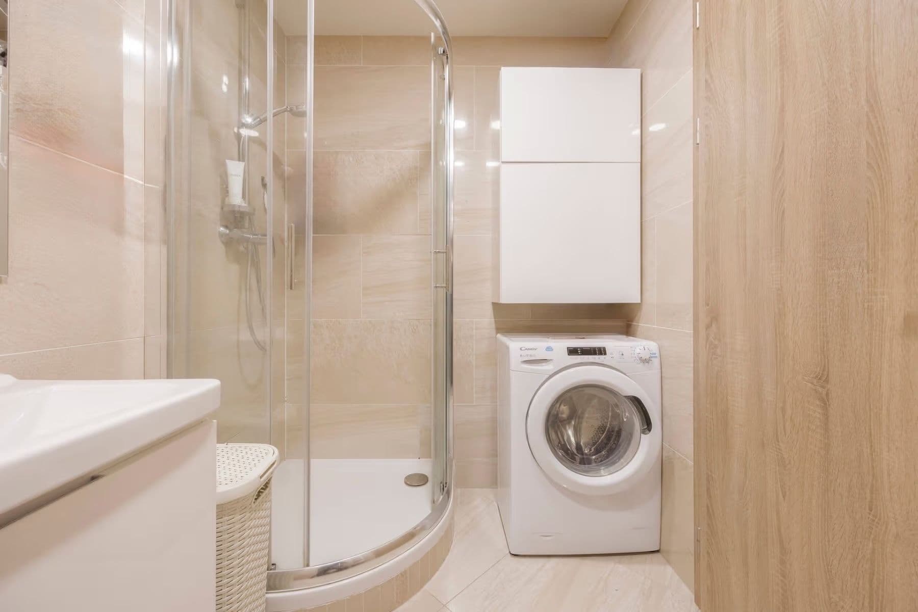 Prodej bytu 1+kk 30 m², Mantovská, Praha, Praha Prodej bytu 1+kk 30 m², Mantovská, Praha, Praha