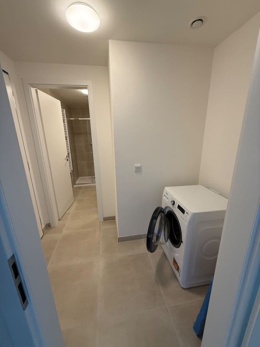Pronájem bytu 2+kk 47 m², Hodkovická, Praha, Praha Pronájem bytu 2+kk 47 m², Hodkovická, Praha, Praha
