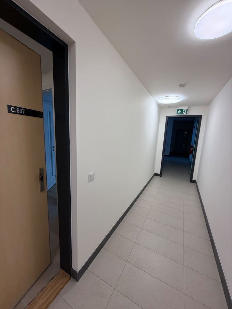 Pronájem bytu 2+kk 47 m², Hodkovická, Praha, Praha Pronájem bytu 2+kk 47 m², Hodkovická, Praha, Praha