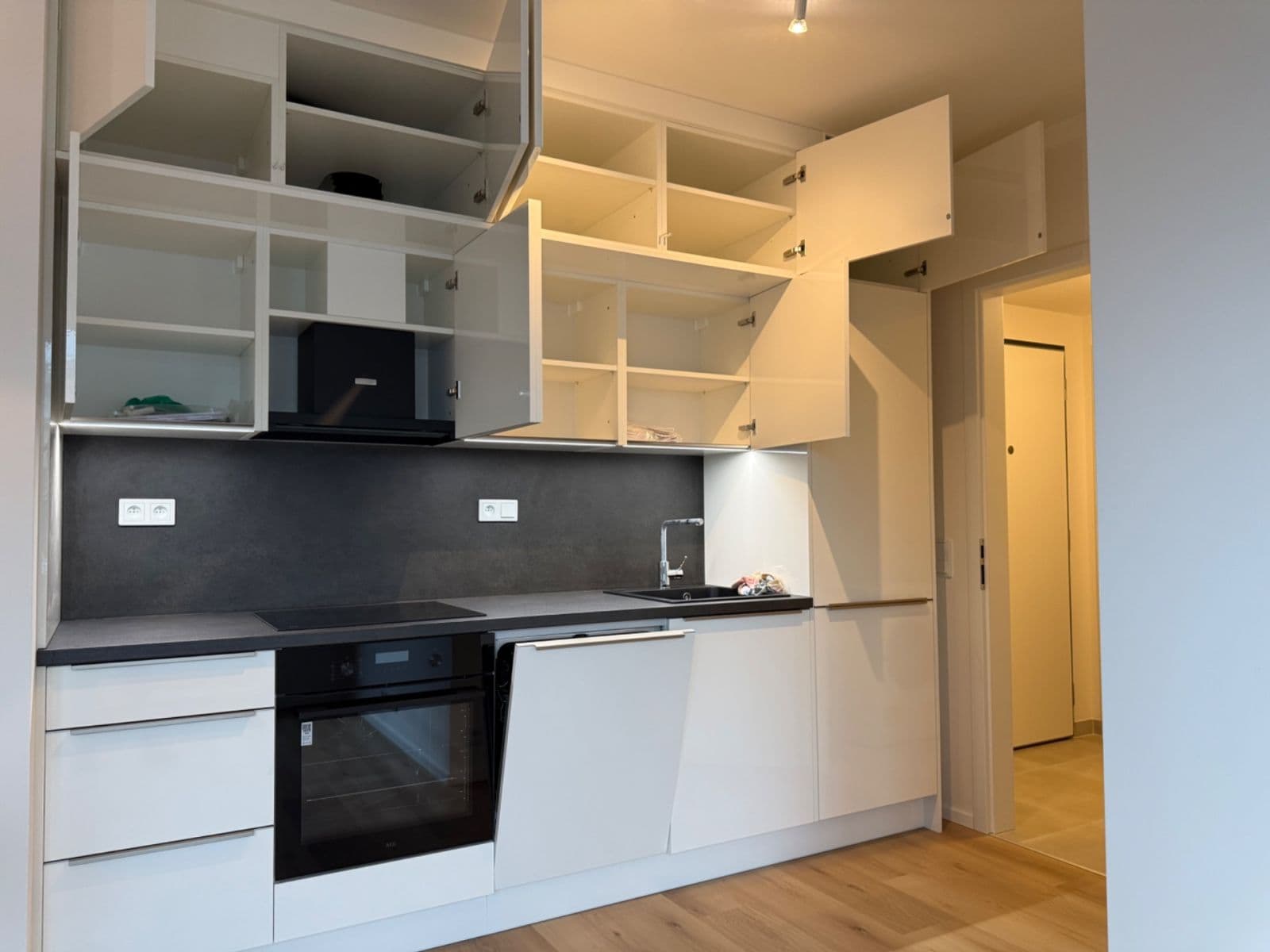 Pronájem bytu 2+kk 47 m², Hodkovická, Praha, Praha Pronájem bytu 2+kk 47 m², Hodkovická, Praha, Praha