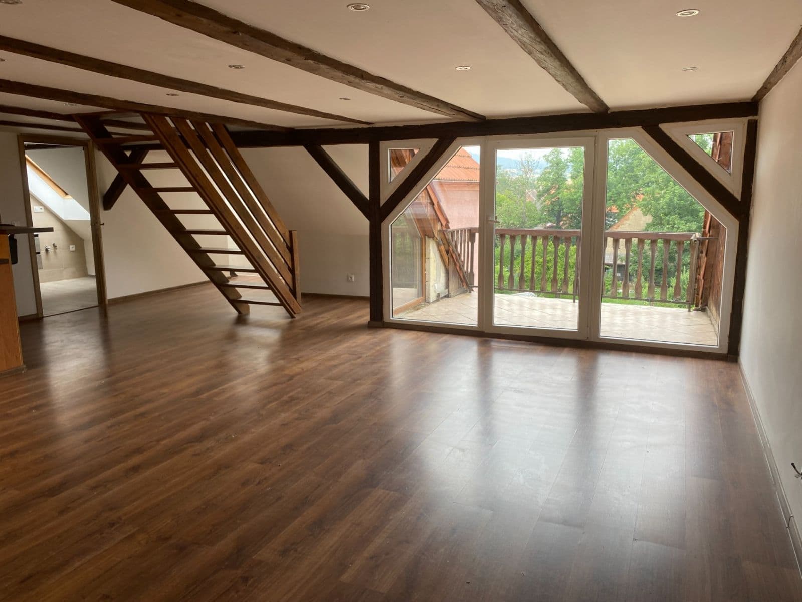 Pronájem bytu 2+kk 105 m², Polské lidové armády, Úštěk, Ústecký kraj Pronájem bytu 2+kk 105 m², Polské lidové armády, Úštěk, Ústecký kraj