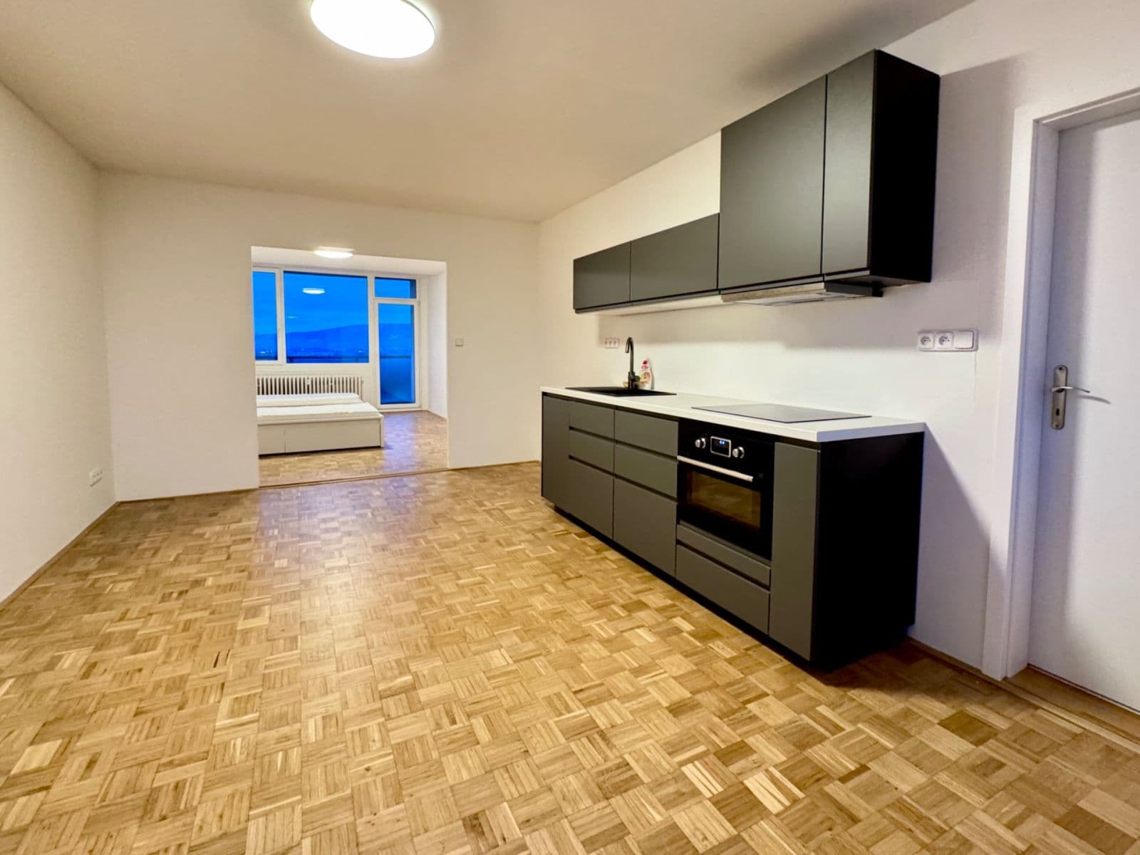 Pronájem bytu 5+kk 80 m², Na Pískovně, Liberec, Liberecký kraj Pronájem bytu 5+kk 80 m², Na Pískovně, Liberec, Liberecký kraj