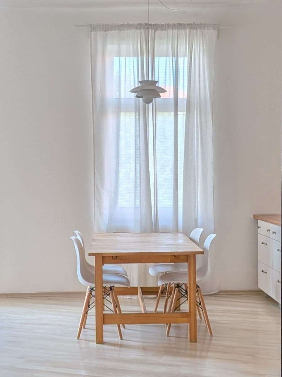 Pronájem bytu 2+kk 62 m², Svatopluka Čecha, Brno, Jihomoravský kraj Pronájem bytu 2+kk 62 m², Svatopluka Čecha, Brno, Jihomoravský kraj