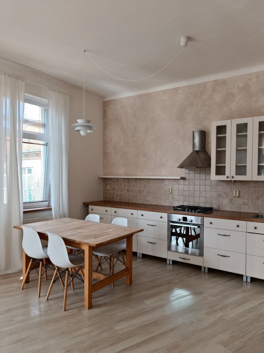 Pronájem bytu 2+kk 62 m², Svatopluka Čecha, Brno, Jihomoravský kraj Pronájem bytu 2+kk 62 m², Svatopluka Čecha, Brno, Jihomoravský kraj