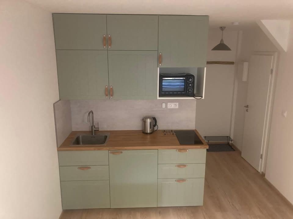 Pronájem bytu 1+kk 26 m², Kubánské náměstí, Praha, Praha Pronájem bytu 1+kk 26 m², Kubánské náměstí, Praha, Praha