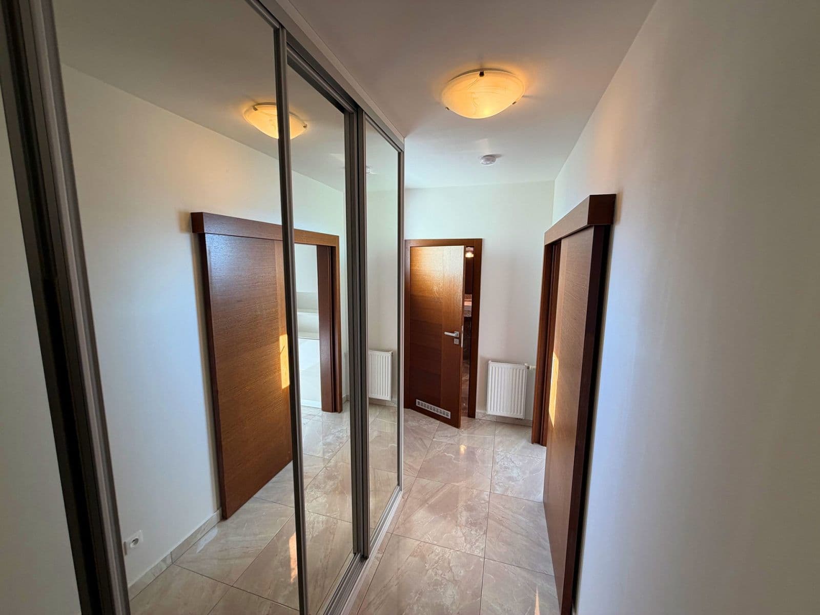 Pronájem bytu 2+kk 69 m², Hornoměcholupská, Praha, Praha Pronájem bytu 2+kk 69 m², Hornoměcholupská, Praha, Praha