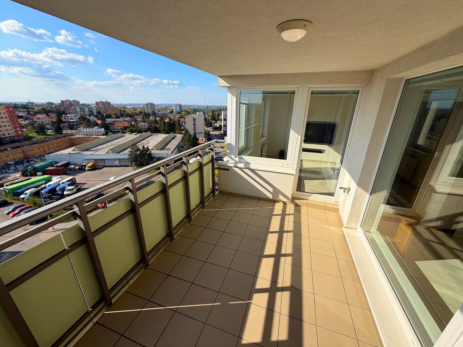 Pronájem bytu 2+kk 69 m², Hornoměcholupská, Praha, Praha Pronájem bytu 2+kk 69 m², Hornoměcholupská, Praha, Praha