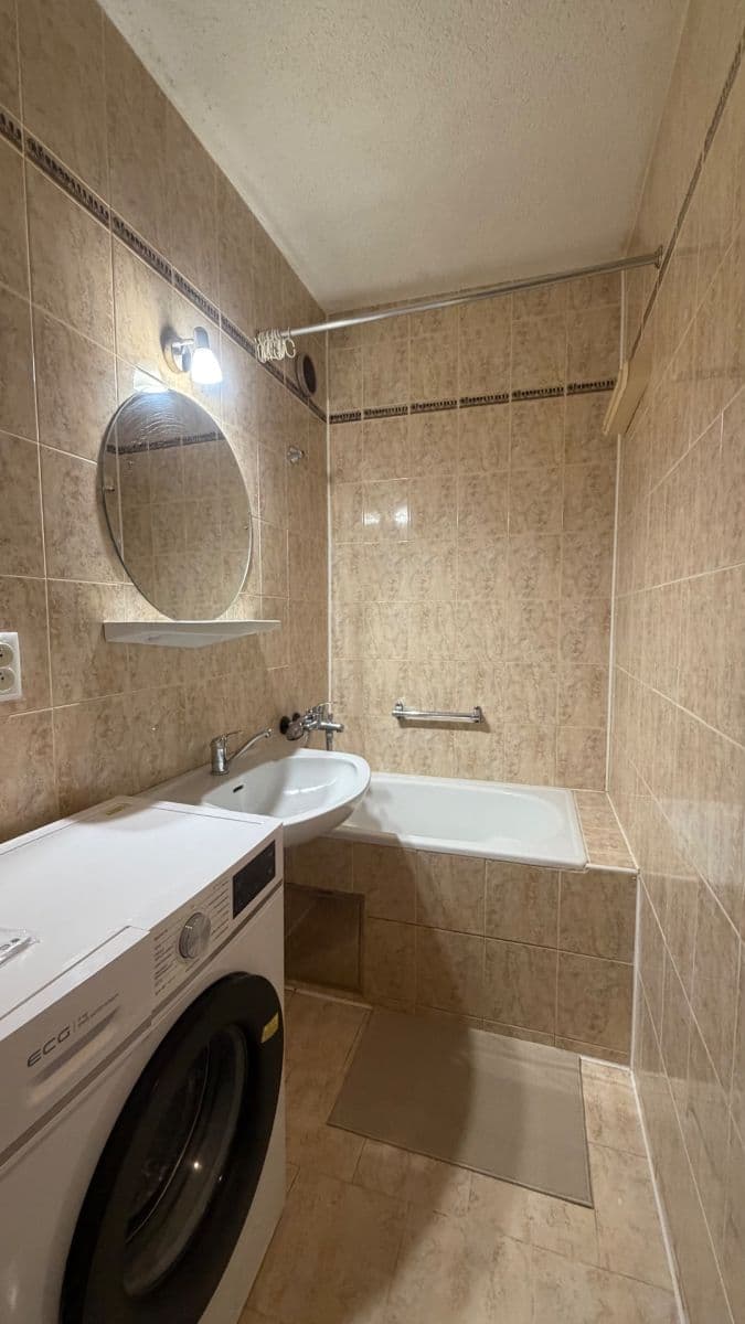 Pronájem bytu 2+kk 45 m², Jana Palacha, Mladá Boleslav, Středočeský kraj Pronájem bytu 2+kk 45 m², Jana Palacha, Mladá Boleslav, Středočeský kraj