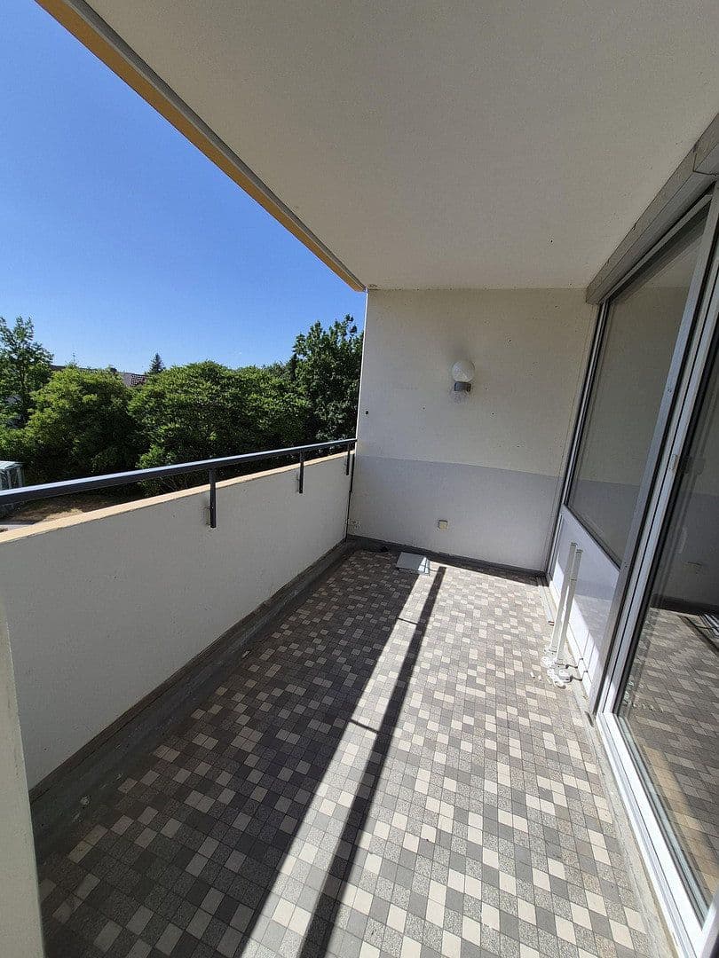 Pronájem bytu 3+1 90 m², Spiegelberg 1, Immenstaad am Bodensee, Bádensko-Württembersko Pronájem bytu 3+1 90 m², Spiegelberg 1, Immenstaad am Bodensee, Bádensko-Württembersko