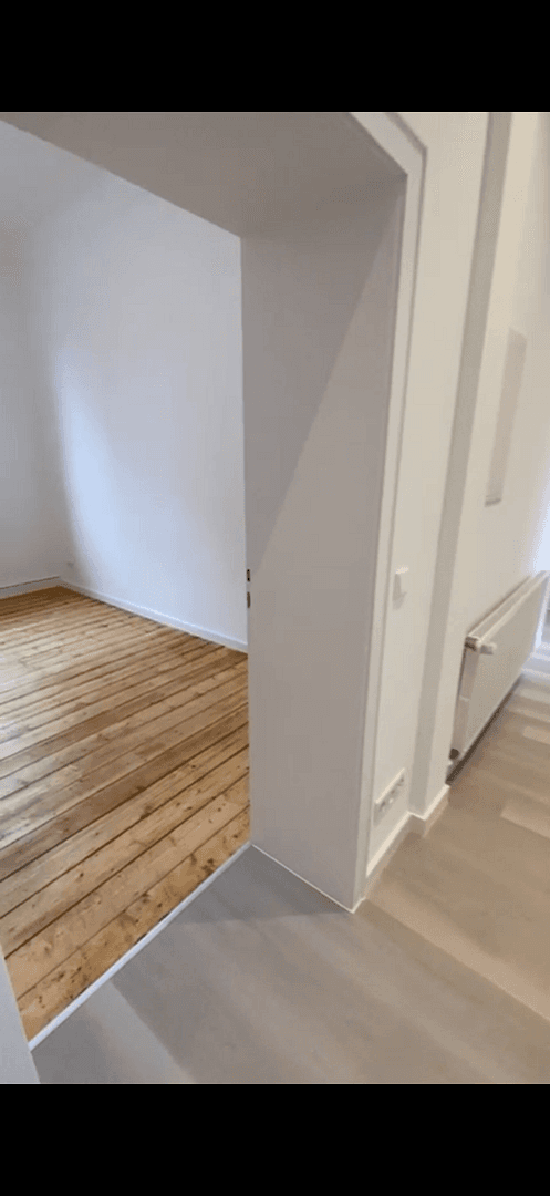 Pronájem bytu 4+1 80 m², Maternusstraße 39, Köln, Severní Porýní-Vestfálsko Pronájem bytu 4+1 80 m², Maternusstraße 39, Köln, Severní Porýní-Vestfálsko