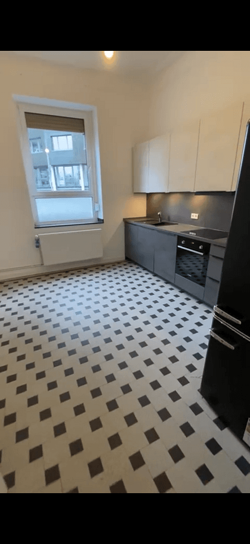 Pronájem bytu 4+1 80 m², Maternusstraße 39, Köln, Severní Porýní-Vestfálsko Pronájem bytu 4+1 80 m², Maternusstraße 39, Köln, Severní Porýní-Vestfálsko