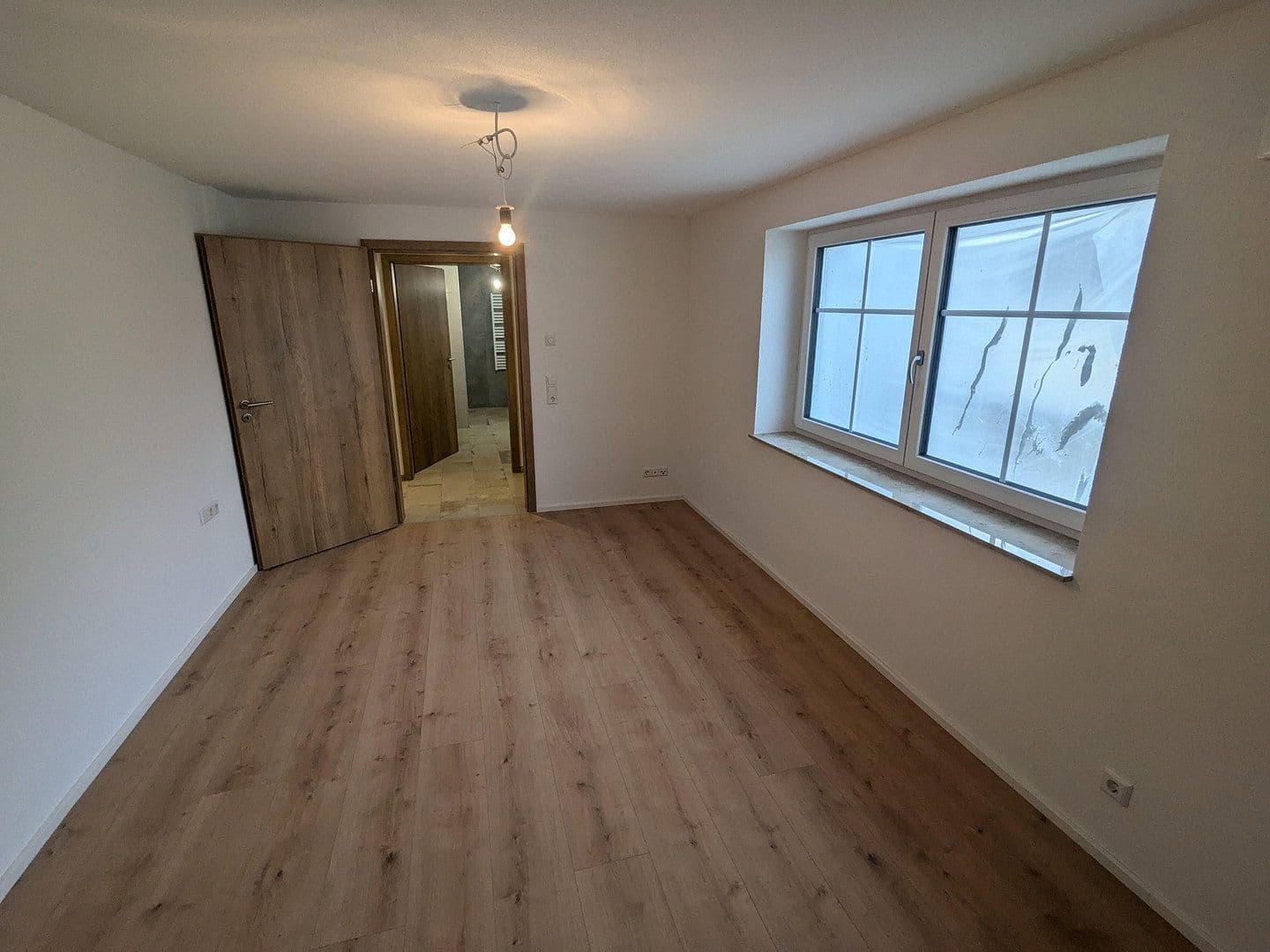 Pronájem bytu 4+1 115 m², Neresheim, Bádensko-Württembersko Pronájem bytu 4+1 115 m², Neresheim, Bádensko-Württembersko
