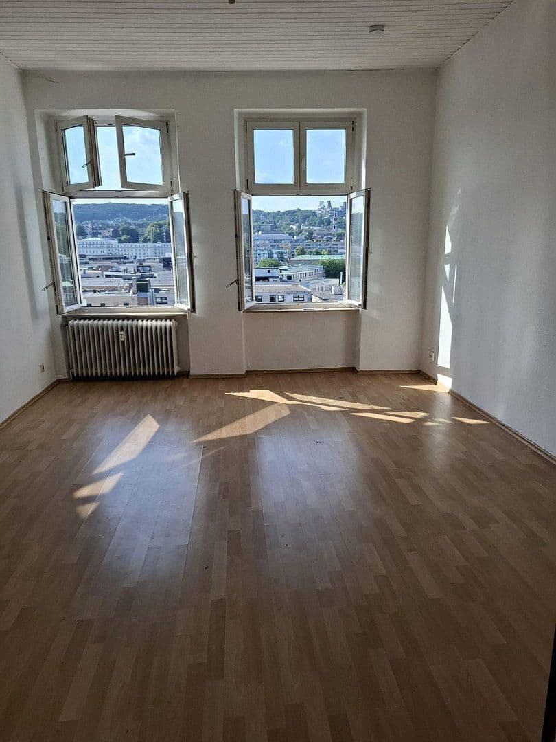 Pronájem bytu 1+kk 44 m², Plateniustr. 18, Wuppertal, Severní Porýní-Vestfálsko Pronájem bytu 1+kk 44 m², Plateniustr. 18, Wuppertal, Severní Porýní-Vestfálsko