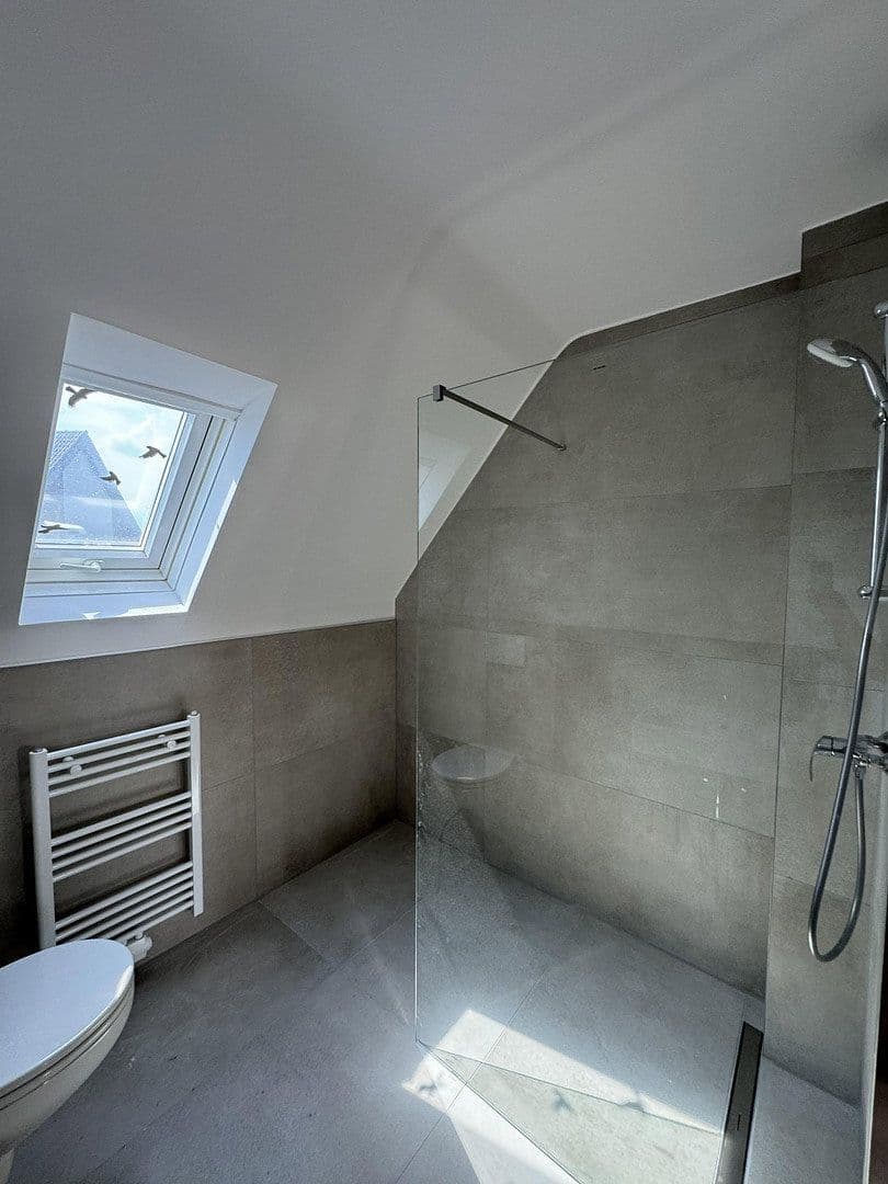 Pronájem bytu 3+1 65 m², Nikolausweg, Krefeld, Severní Porýní-Vestfálsko Pronájem bytu 3+1 65 m², Nikolausweg, Krefeld, Severní Porýní-Vestfálsko