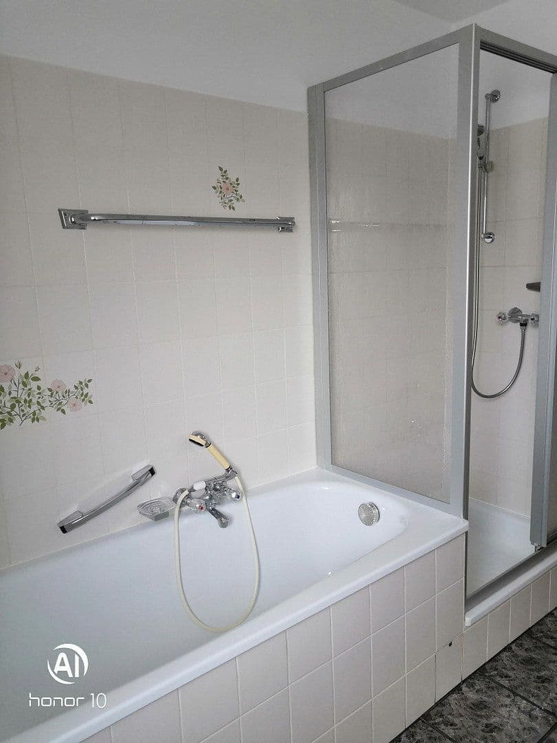Pronájem bytu 2+1 69 m², Herresdorfstraße 4, Unkel, Porýní-Falc Pronájem bytu 2+1 69 m², Herresdorfstraße 4, Unkel, Porýní-Falc