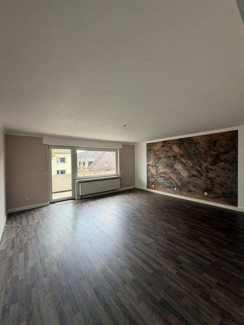 Prodej domu 228 m², pozemek 282 m², Lagesche Straße 7, Paderborn, Severní Porýní-Vestfálsko Prodej domu 228 m², pozemek 282 m², Lagesche Straße 7, Paderborn, Severní Porýní-Vestfálsko