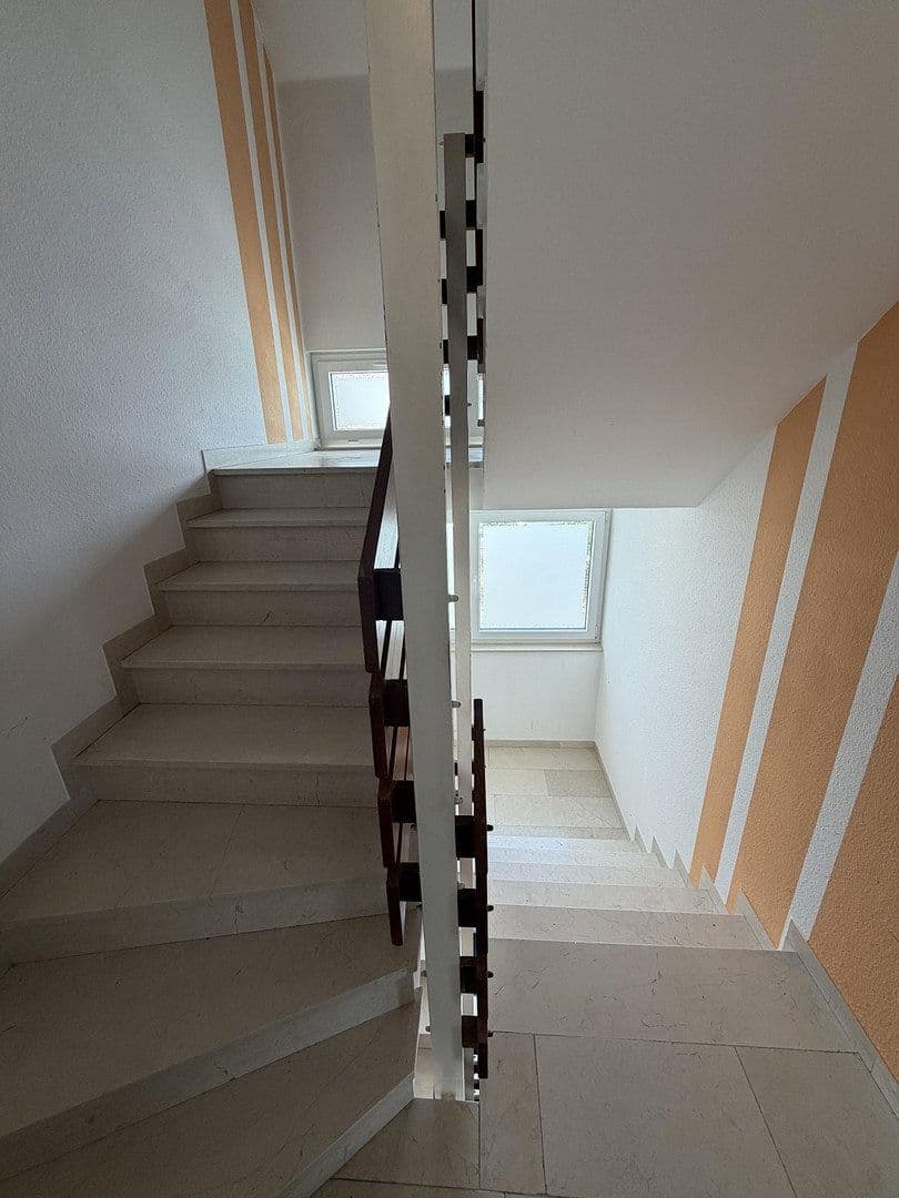 Prodej domu 228 m², pozemek 282 m², Lagesche Straße 7, Paderborn, Severní Porýní-Vestfálsko Prodej domu 228 m², pozemek 282 m², Lagesche Straße 7, Paderborn, Severní Porýní-Vestfálsko