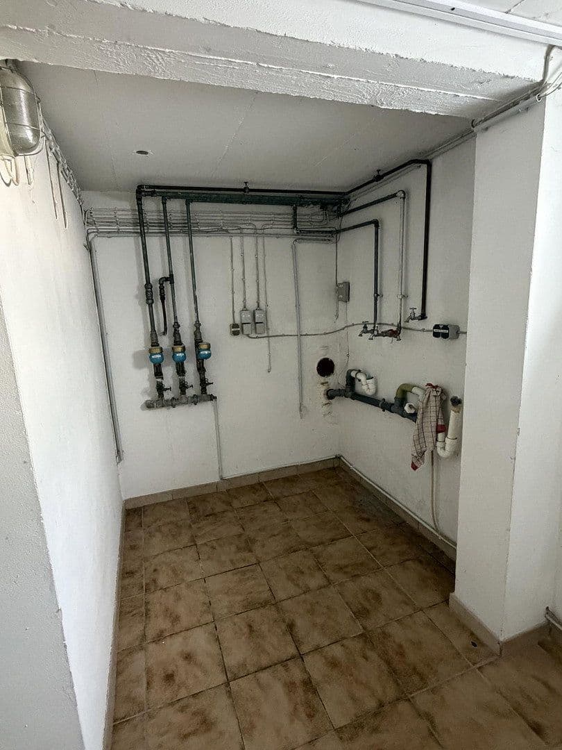 Prodej domu 228 m², pozemek 282 m², Lagesche Straße 7, Paderborn, Severní Porýní-Vestfálsko Prodej domu 228 m², pozemek 282 m², Lagesche Straße 7, Paderborn, Severní Porýní-Vestfálsko