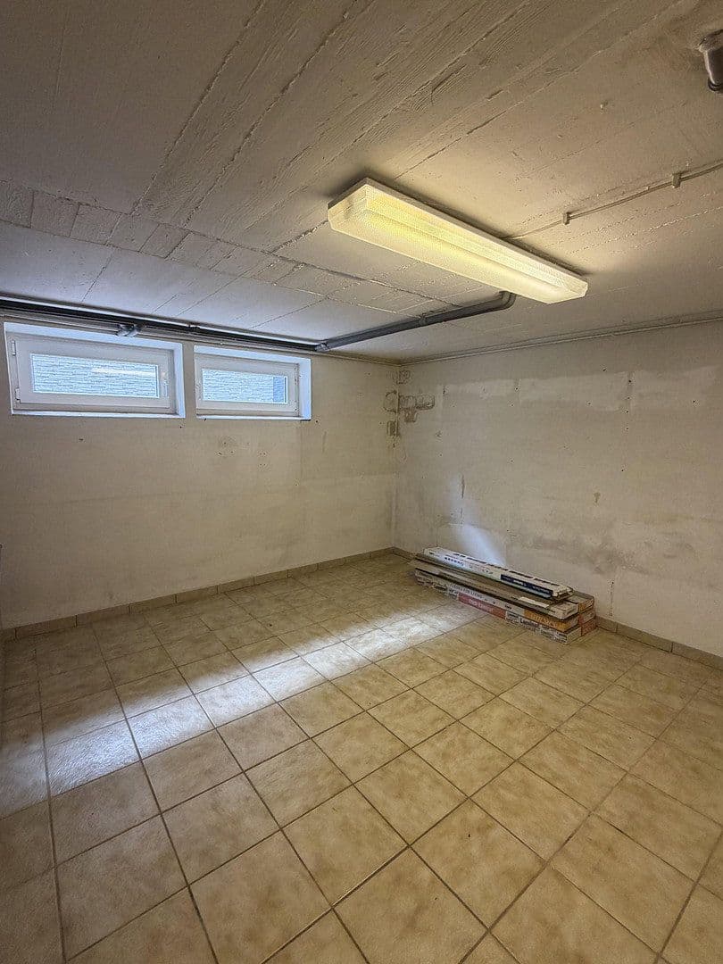Prodej domu 228 m², pozemek 282 m², Lagesche Straße 7, Paderborn, Severní Porýní-Vestfálsko Prodej domu 228 m², pozemek 282 m², Lagesche Straße 7, Paderborn, Severní Porýní-Vestfálsko