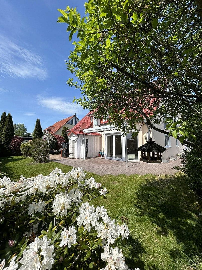 Prodej domu 125 m², pozemek 317 m², Langstücken 8d, Oststeinbek, Šlesvicko-Holštýnsko Prodej domu 125 m², pozemek 317 m², Langstücken 8d, Oststeinbek, Šlesvicko-Holštýnsko