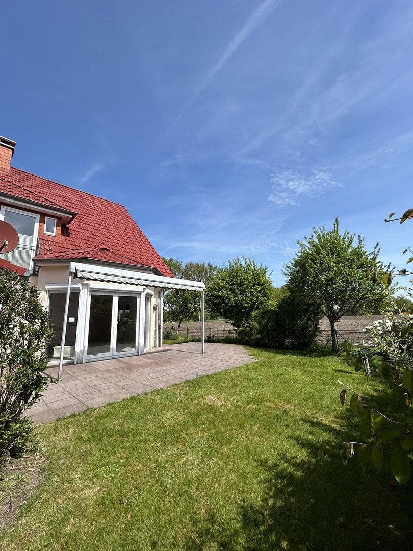 Prodej domu 125 m², pozemek 317 m², Langstücken 8d, Oststeinbek, Šlesvicko-Holštýnsko Prodej domu 125 m², pozemek 317 m², Langstücken 8d, Oststeinbek, Šlesvicko-Holštýnsko