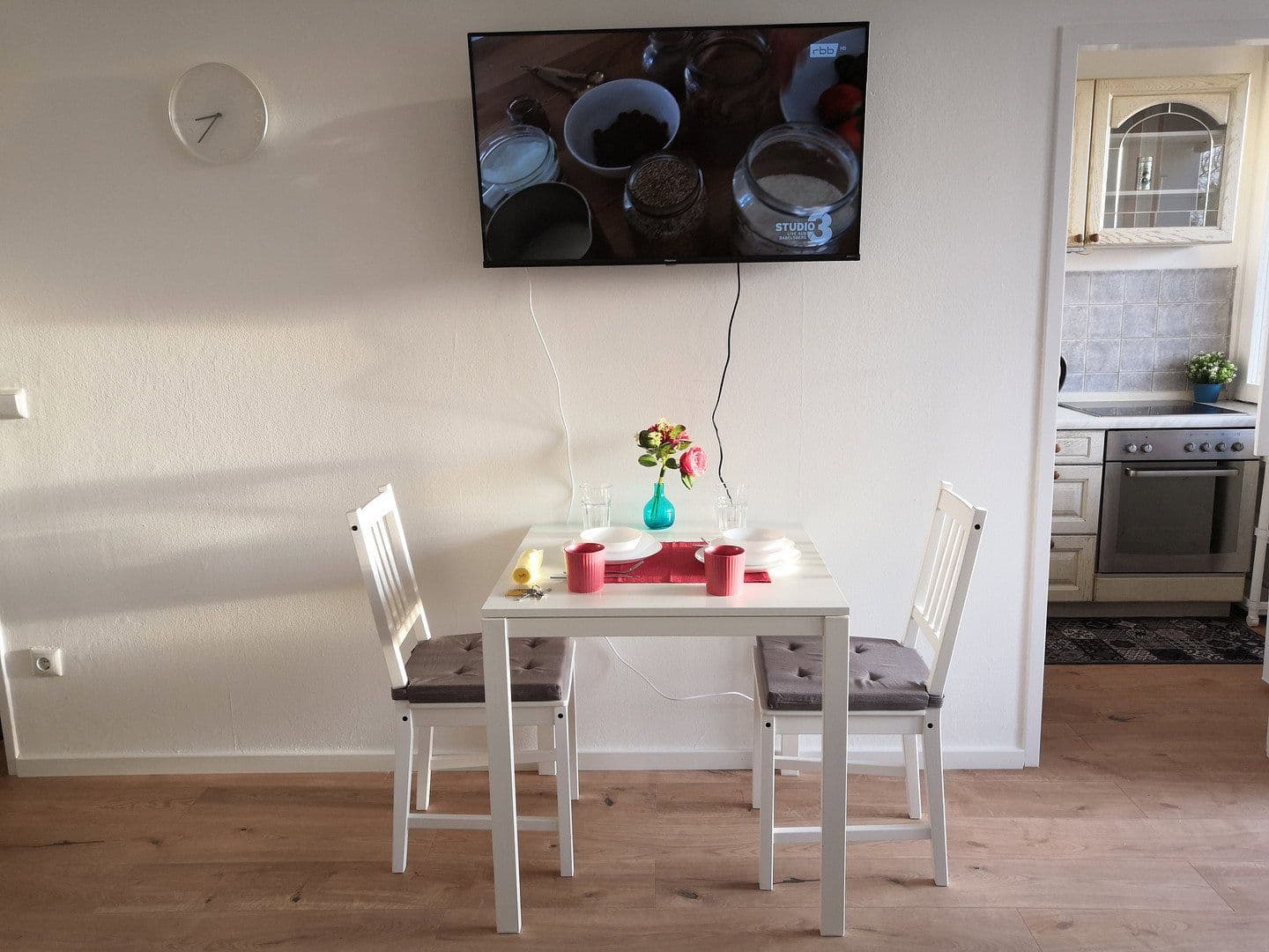 Pronájem bytu 1+1 35 m², Hauzenberger Str. 20, München, Bavorsko Pronájem bytu 1+1 35 m², Hauzenberger Str. 20, München, Bavorsko