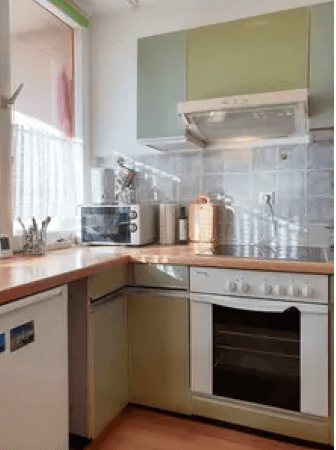 Pronájem bytu 1+1 35 m², Hauzenberger Str. 20, München, Bavorsko Pronájem bytu 1+1 35 m², Hauzenberger Str. 20, München, Bavorsko