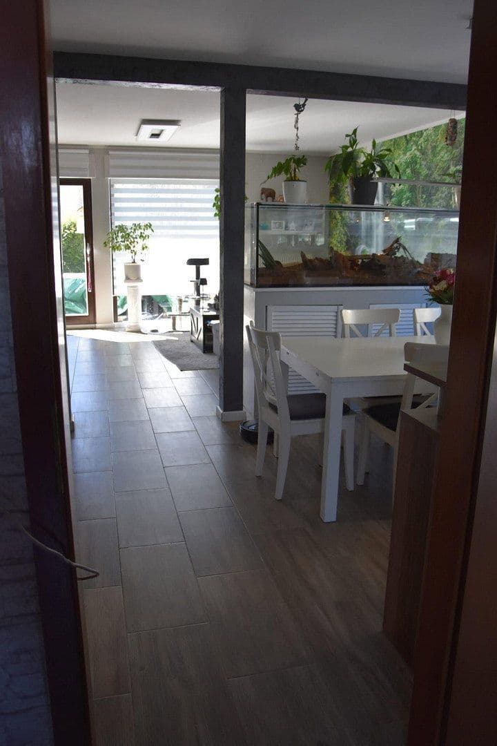 Prodej domu 100 m², pozemek 303 m², Berlin, Berlín Prodej domu 100 m², pozemek 303 m², Berlin, Berlín