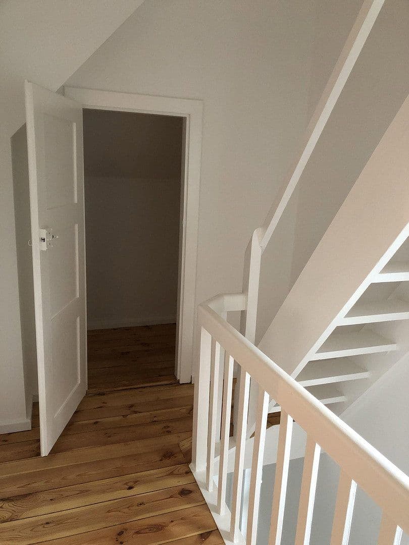 Pronájem domu 110 m², pozemek 530 m², Lübecker Straße 12, Berlin, Berlín Pronájem domu 110 m², pozemek 530 m², Lübecker Straße 12, Berlin, Berlín
