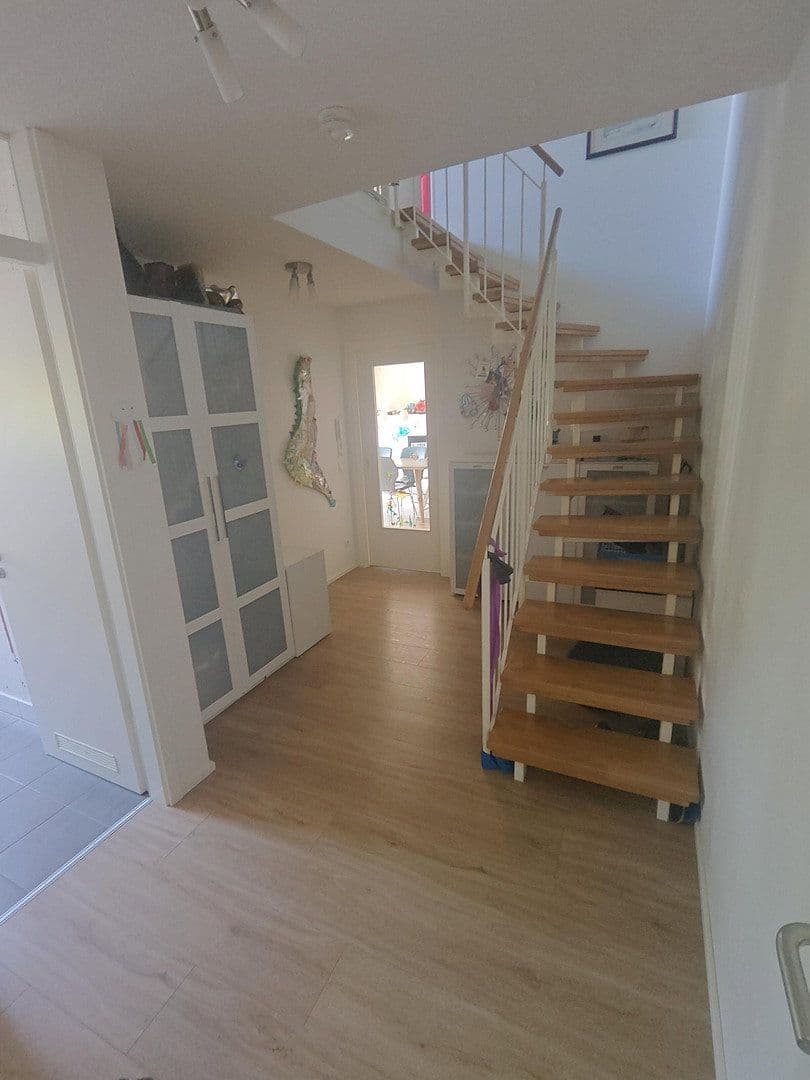 Pronájem bytu 3+1 101 m², Hauptstraße 93, Neubiberg, Bavorsko Pronájem bytu 3+1 101 m², Hauptstraße 93, Neubiberg, Bavorsko
