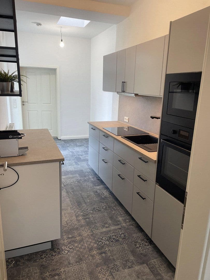 Pronájem bytu 3+1 66 m², Langer Weg 7, Magdeburg, Sasko-Anhaltsko Pronájem bytu 3+1 66 m², Langer Weg 7, Magdeburg, Sasko-Anhaltsko