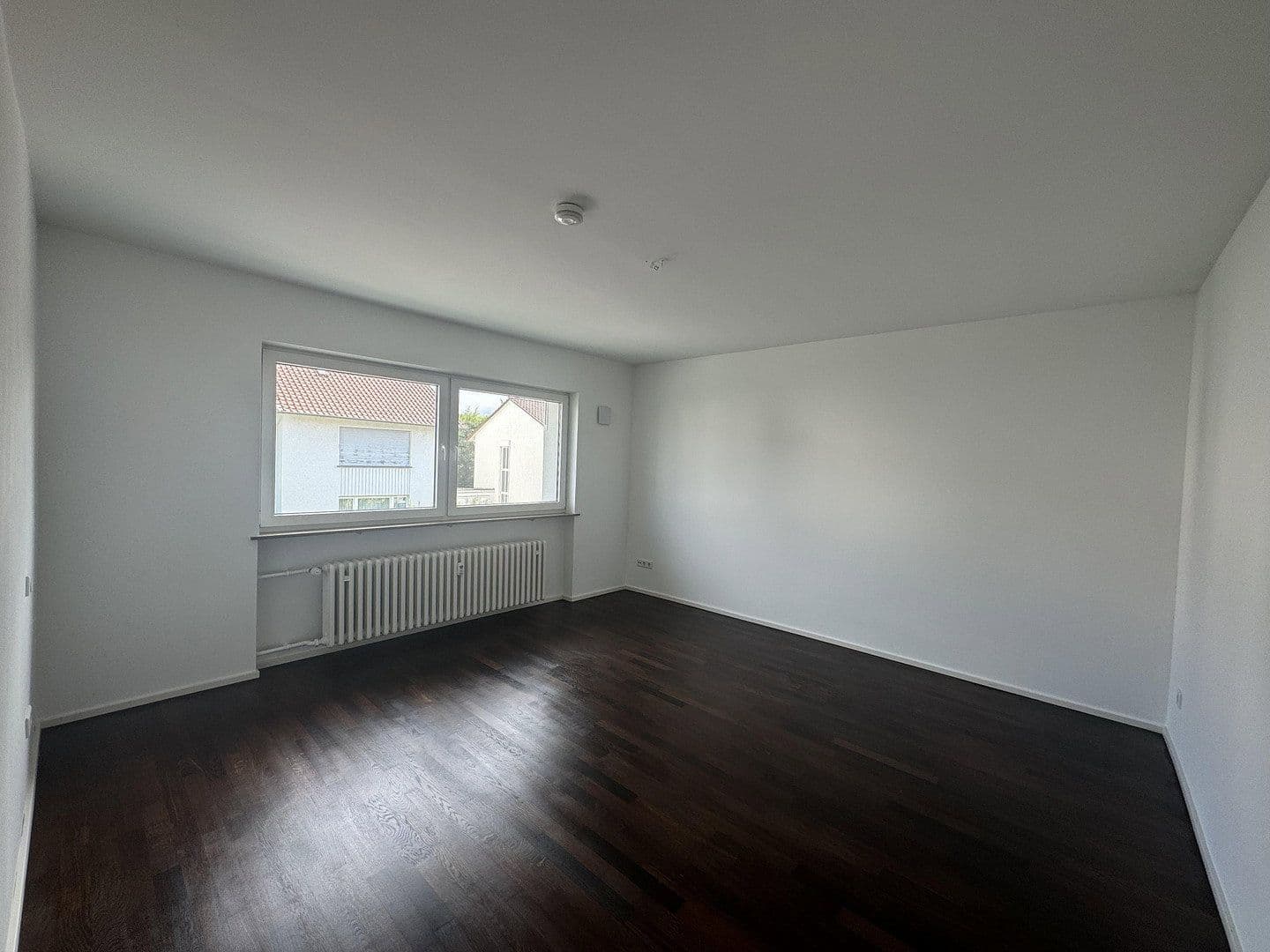 Pronájem bytu 3+1 100 m², Kurpfalzring 77, Schwetzingen, Bádensko-Württembersko Pronájem bytu 3+1 100 m², Kurpfalzring 77, Schwetzingen, Bádensko-Württembersko